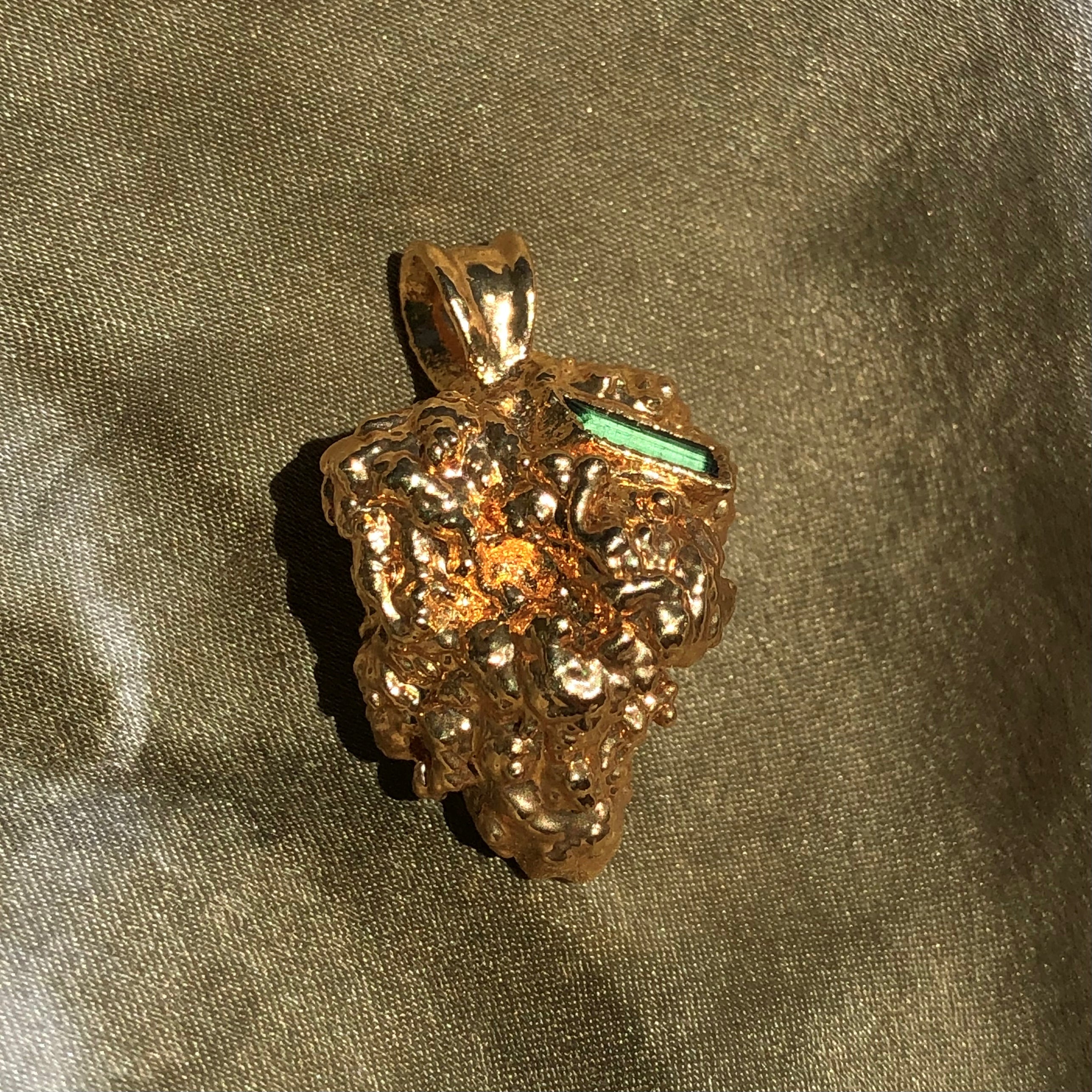 18k Cookies bud with Green Tourmaline - Ras Boss