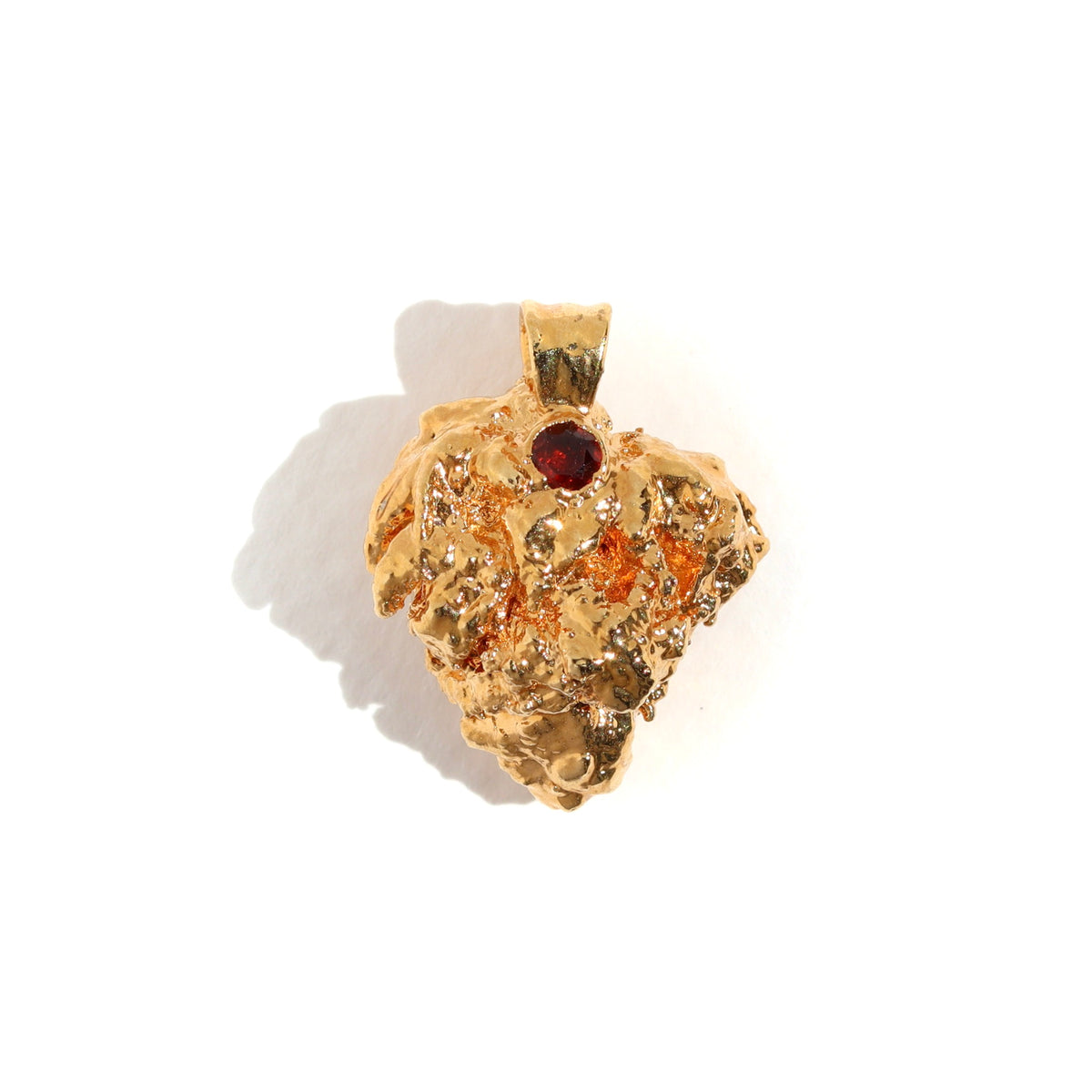 24k Afe Negus bud with Garnet
