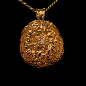 24k Special Collection Cap Pendant with Topaz and White Sapphire